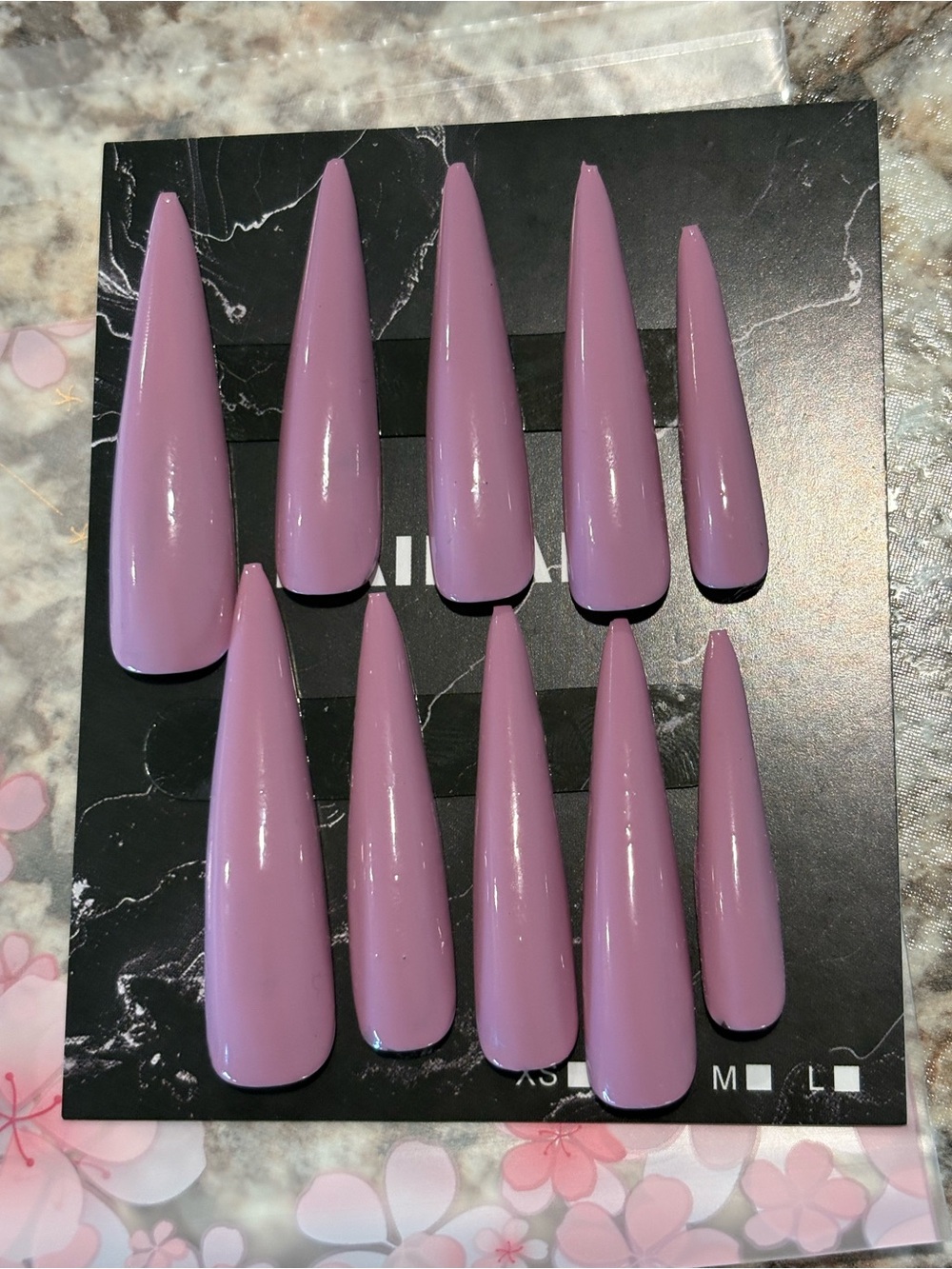Mauve Stiletto Press-On Nails Set